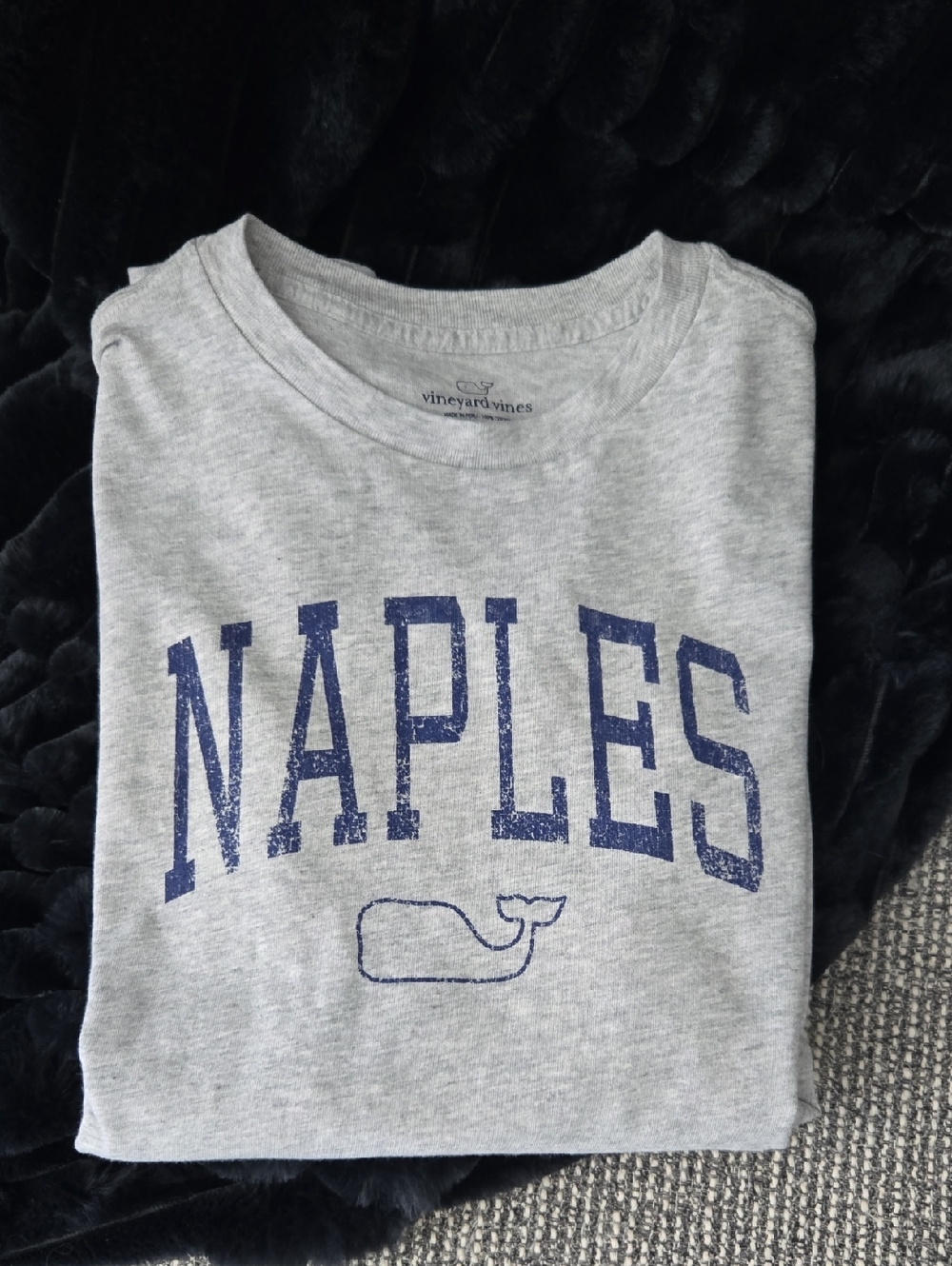 Vineyard Vines Grey Tee with Blue Naples Graphic